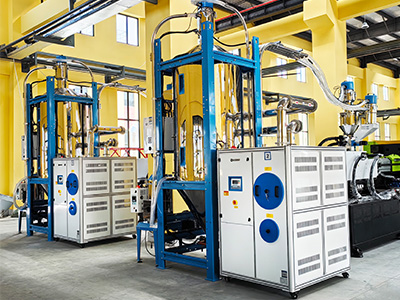 Momentum Dehumidifying Dryers in productione